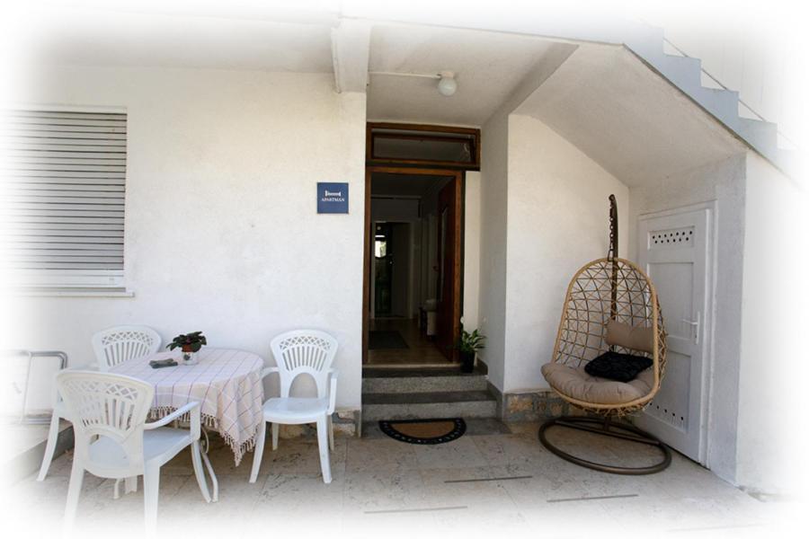 Apartment Josipa Porec Exterior photo